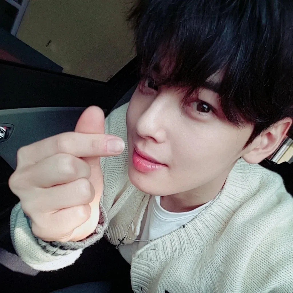 Latest photo of Eunwoo (ASTRO)