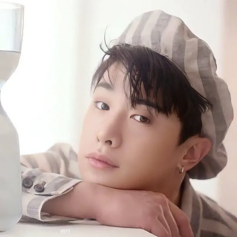 Behind-the-scenes cut of Wonho
