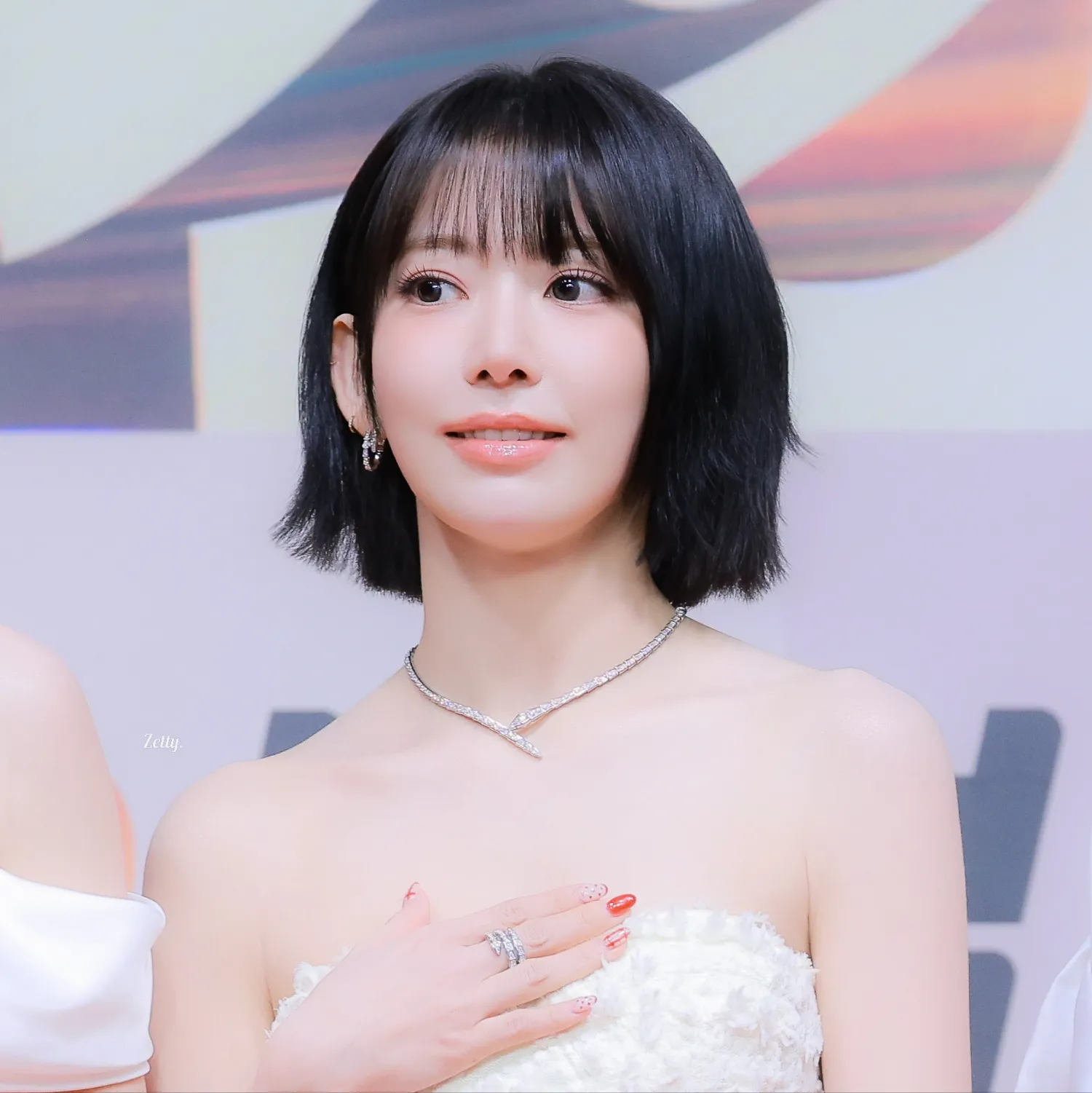 Momen yang diabadikan oleh penggemar Sakura (LE SSERAFIM)
