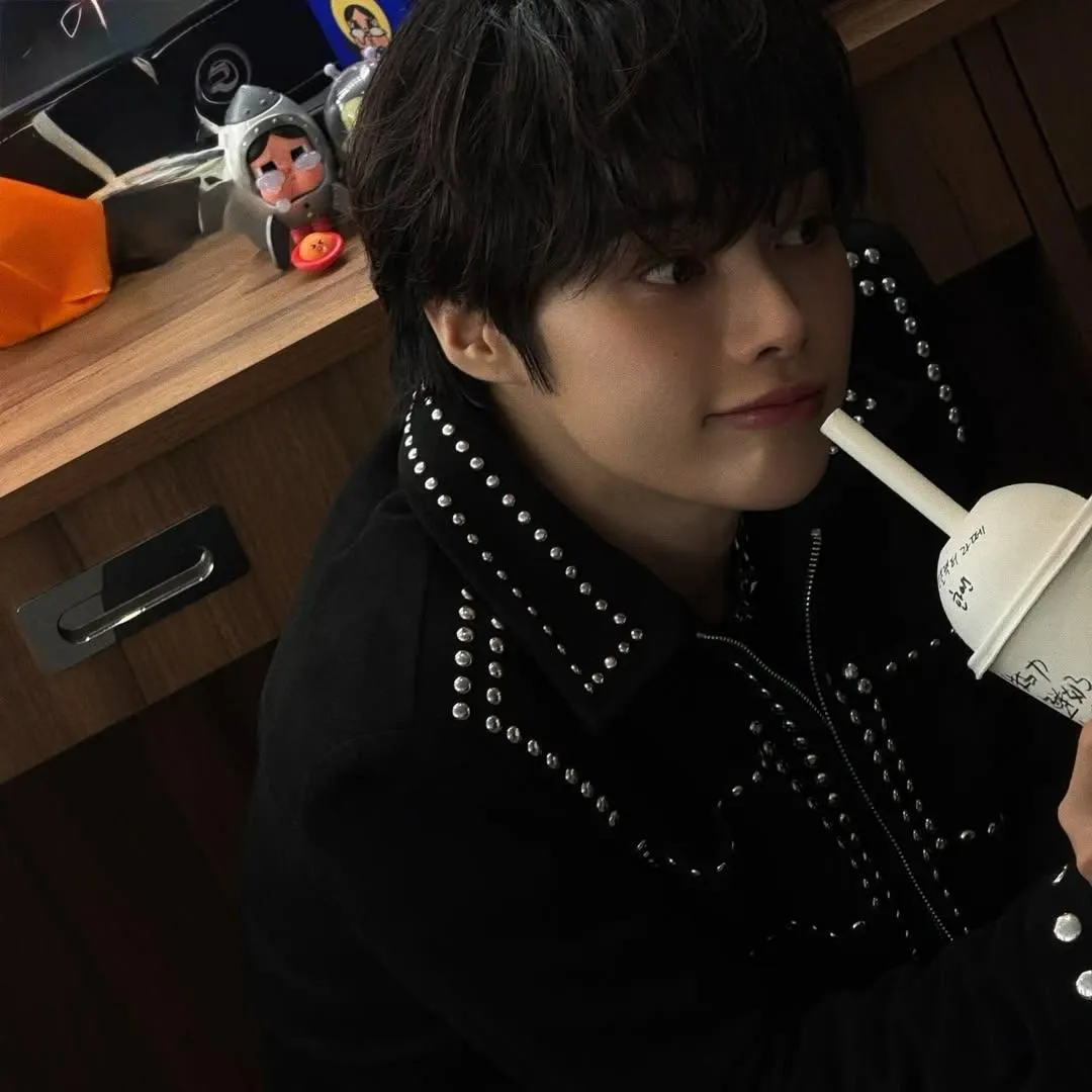 Latest photo of Hanbin (TEMPEST)