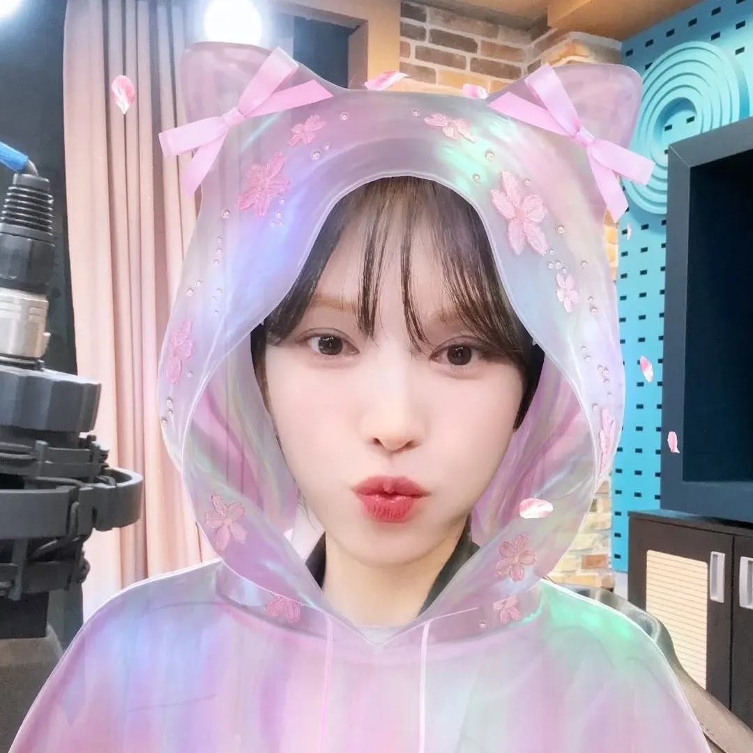 Recent activity shot of Wendy (Red Velvet)