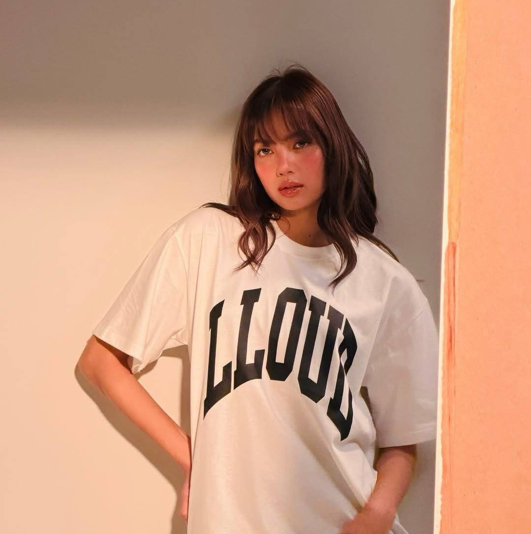 Momen yang diabadikan oleh penggemar Lisa (BLACKPINK)