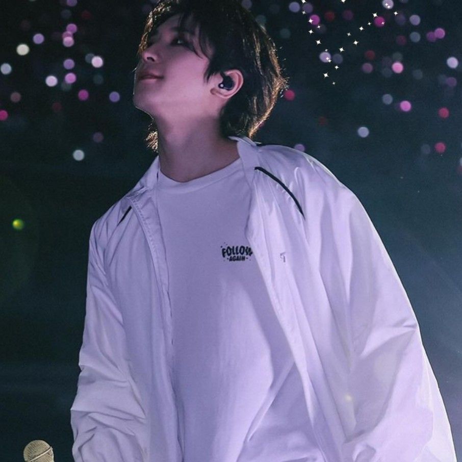 A moment captured by Wonwoo (SEVENTEEN)'s fan