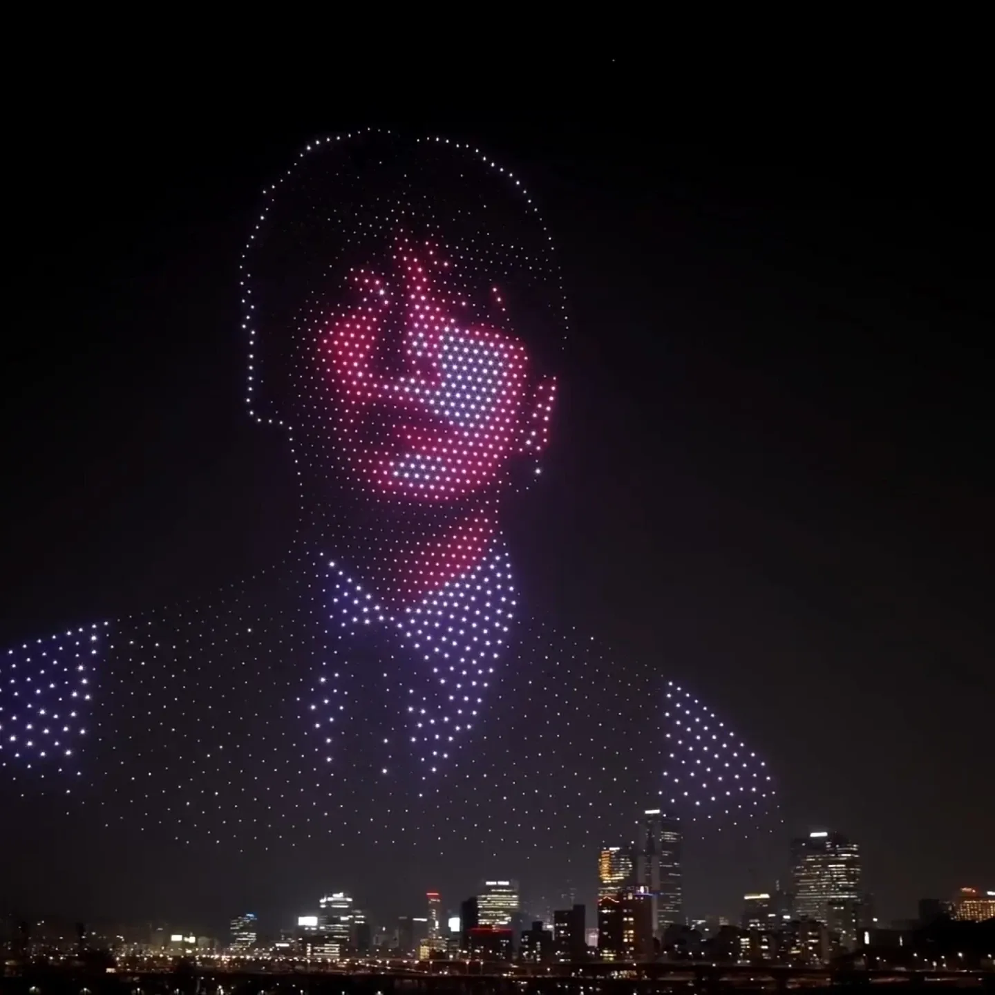 Foto aktivitas terbaru Jungkook (BTS)