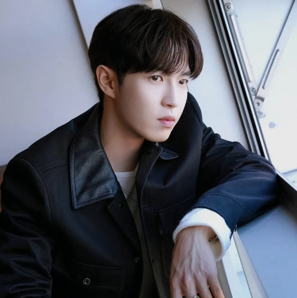 A moment captured by Kim Jaehwan's fan