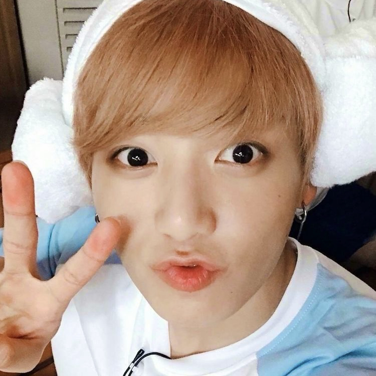 Potret di balik layar Jungkook (BTS)
