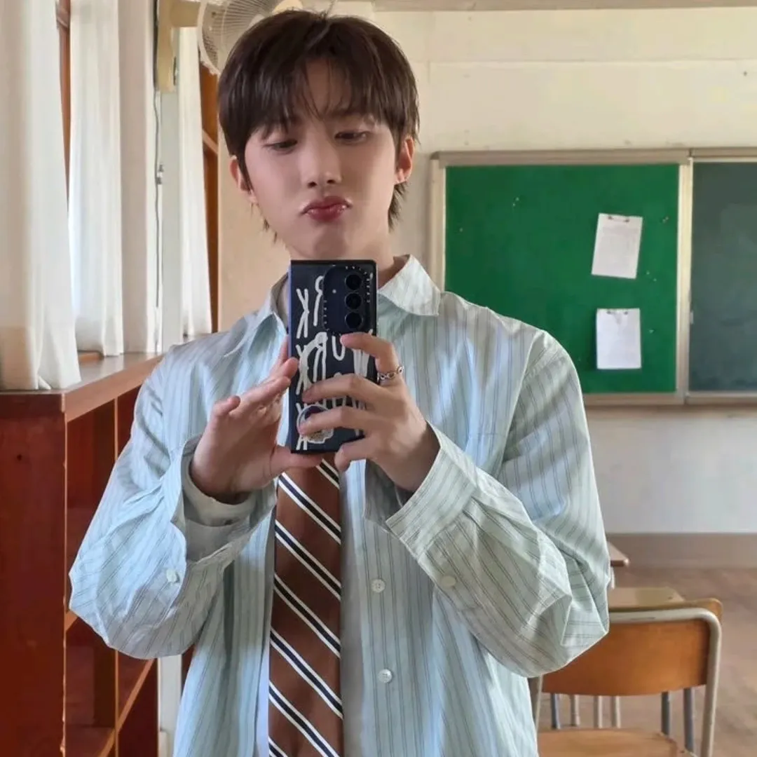 Latest photo of Hui (PENTAGON)