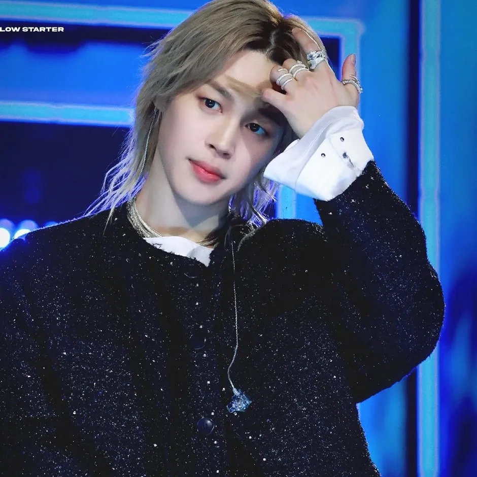 Foto aktivitas terbaru Jimin (BTS)