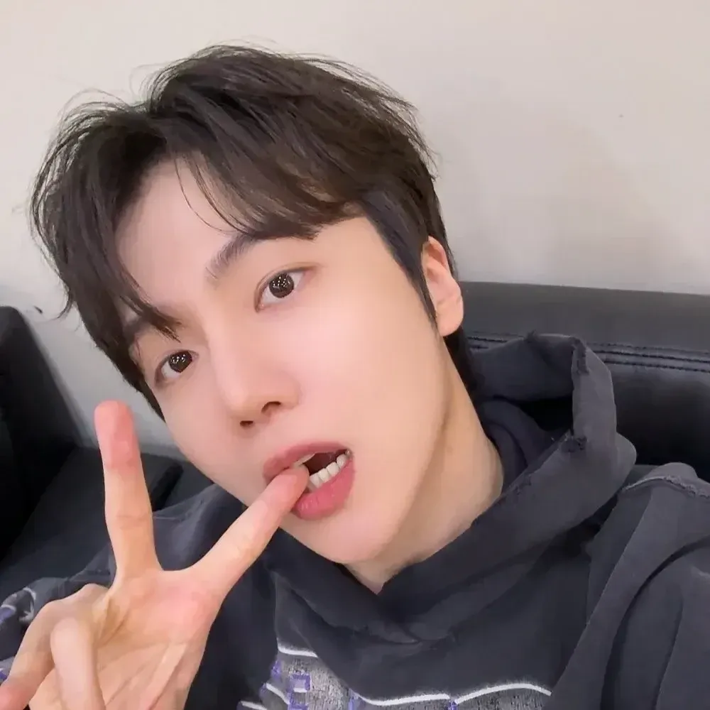 Latest photo of Jinho (PENTAGON)