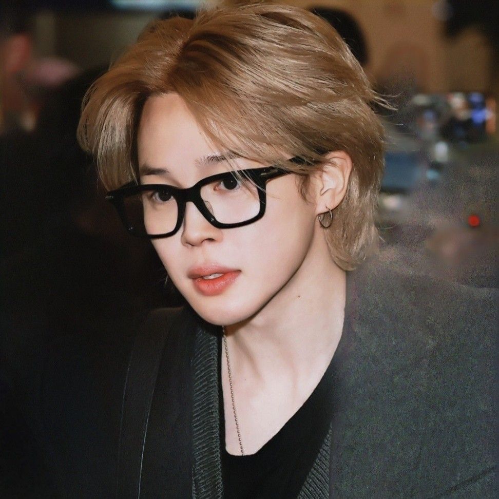 Momen yang diabadikan oleh penggemar Jimin (BTS)