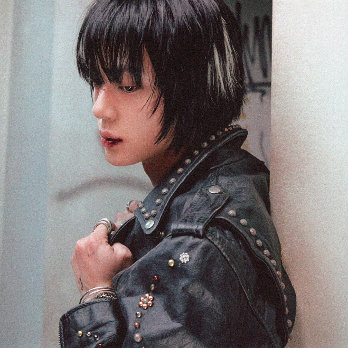 진 (방탄소년단) 최근 활동샷