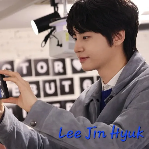 Recent activity shot of Lee Jinhyuk