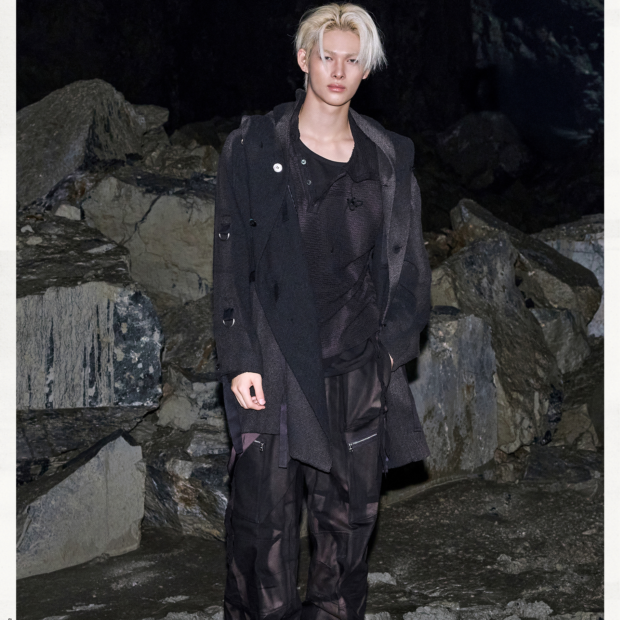 Foto terbaru NI-KI (ENHYPEN)