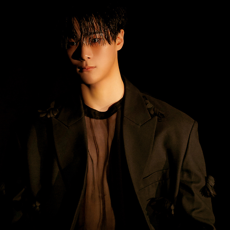 Behind-the-scenes cut of Moonbin (ASTRO)