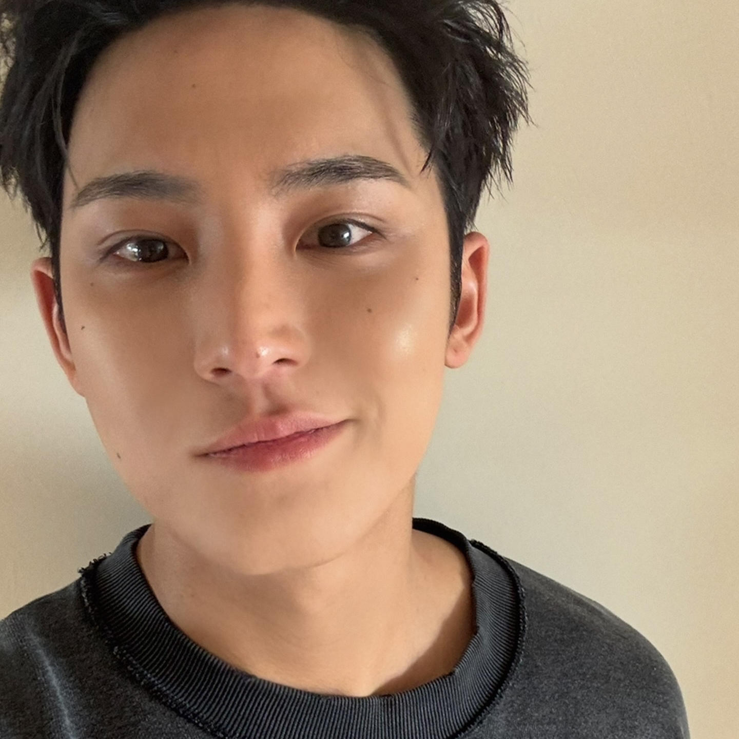 A moment captured by Mingyu (SEVENTEEN)'s fan