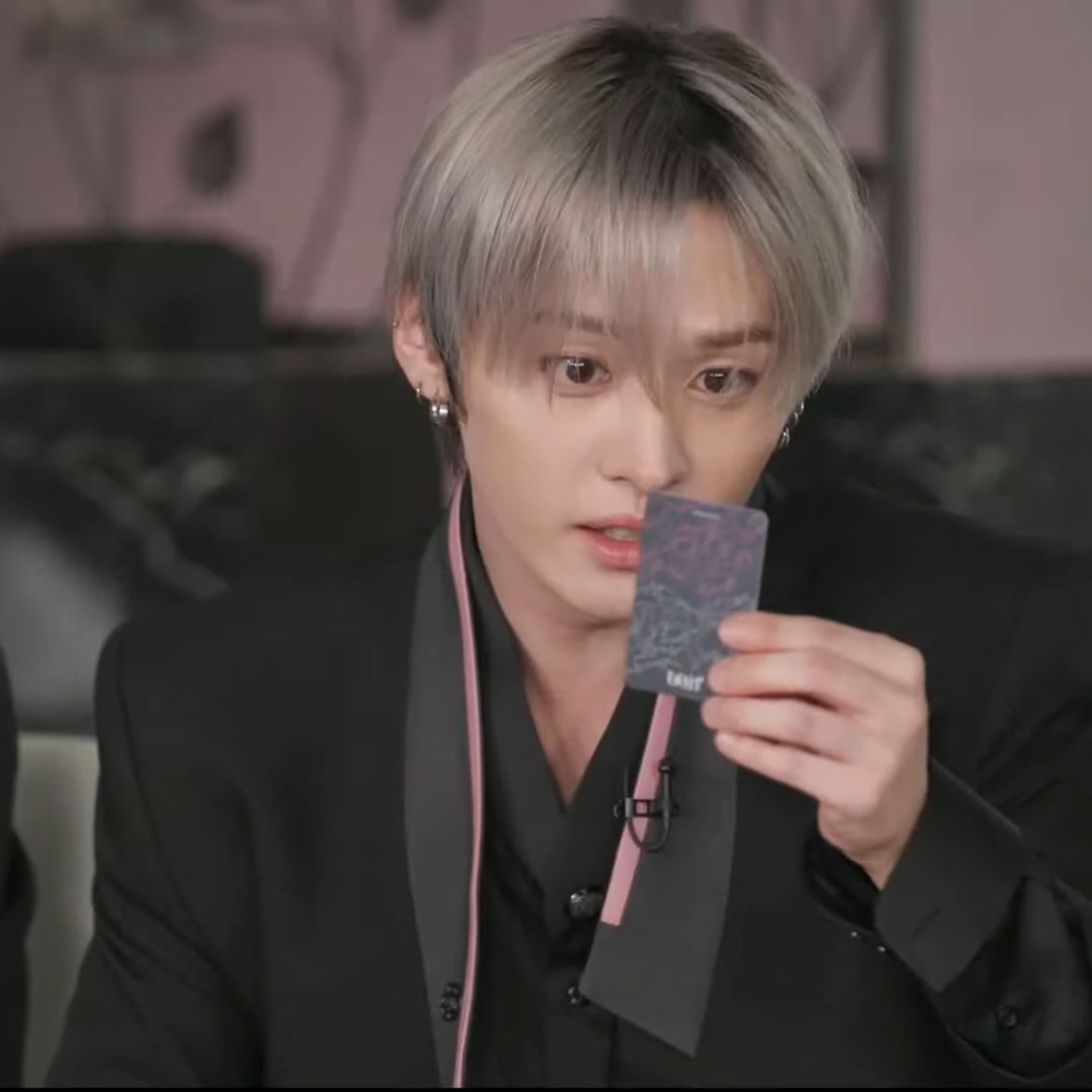 Behind-the-scenes cut of Lee Know (Stray Kids)