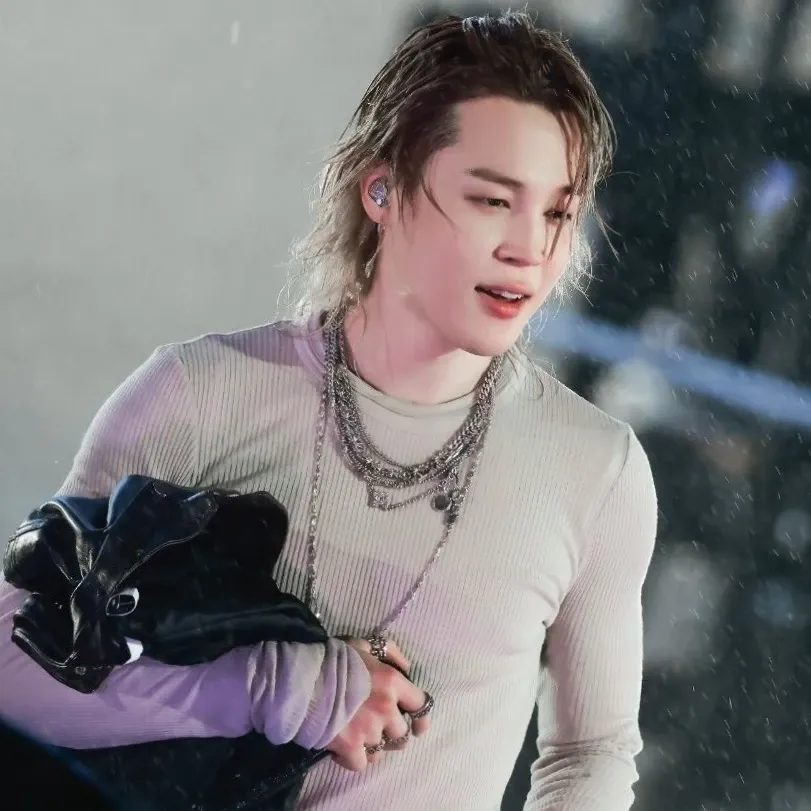 Momen yang diabadikan oleh penggemar Jimin (BTS)
