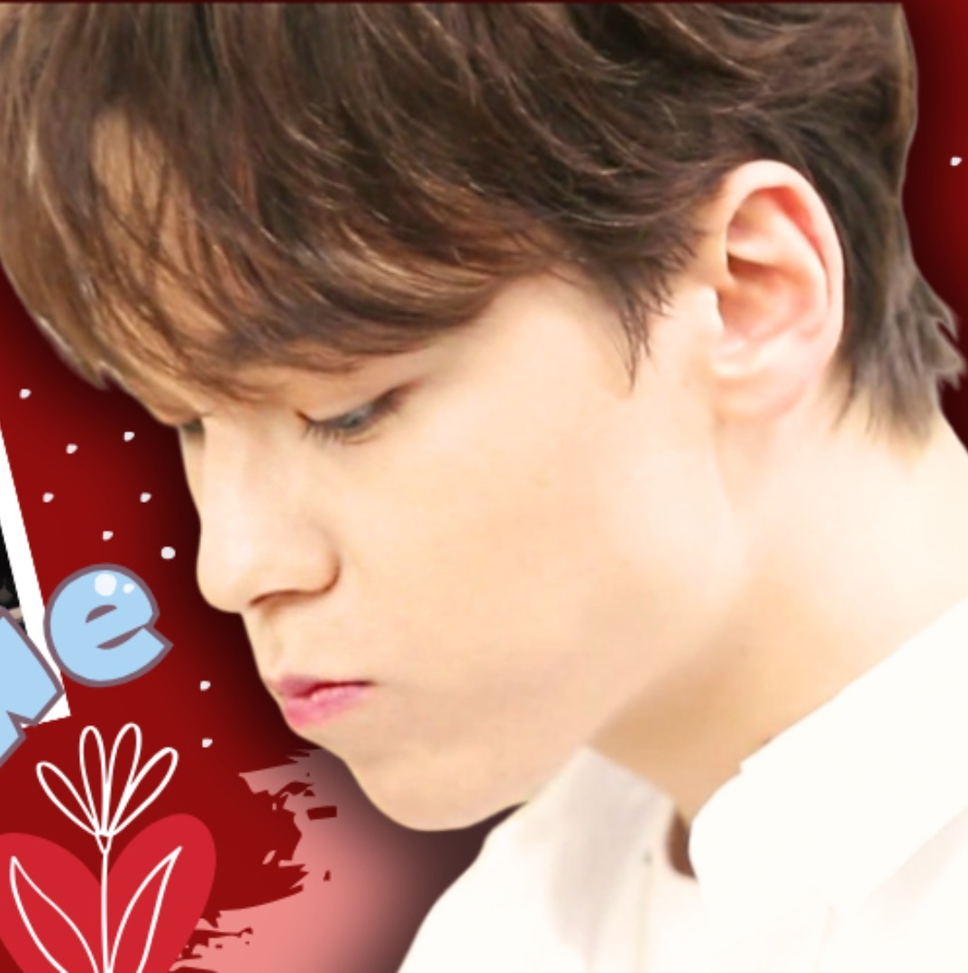 Recent activity shot of Vernon (SEVENTEEN)