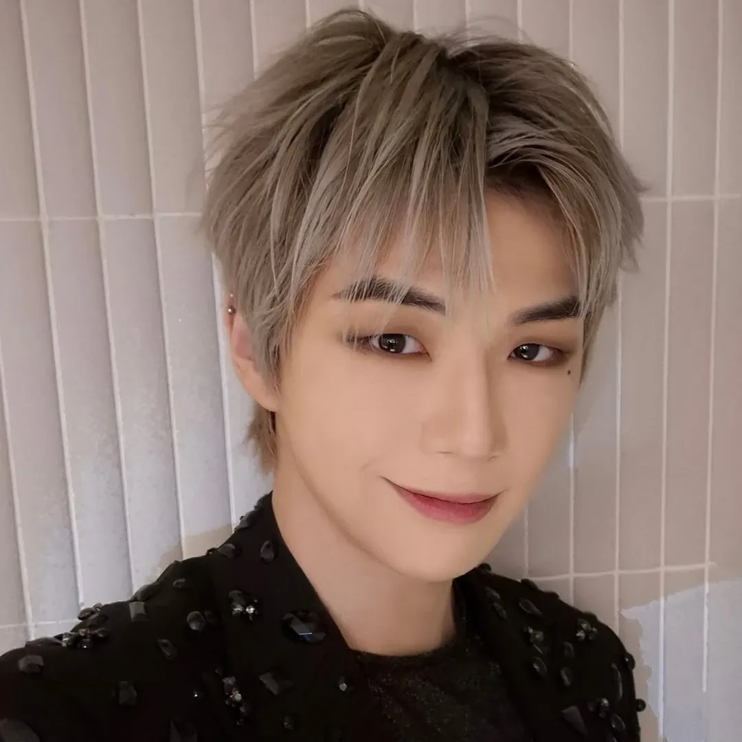 강다니엘 최근 활동샷