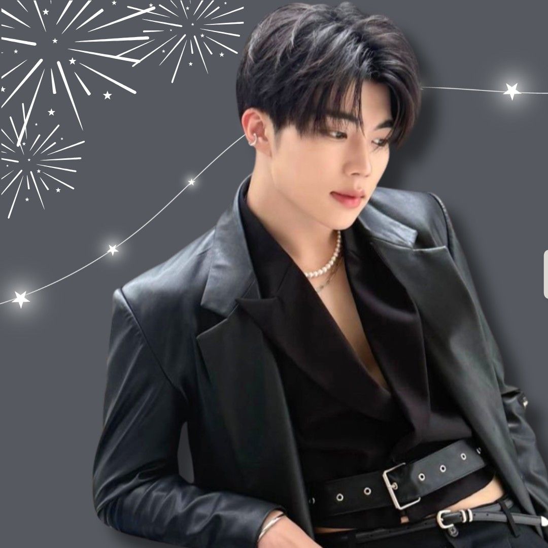 Recent activity shot of Park Gunwook (ZEROBASEONE)