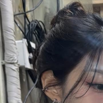 Latest photo of Jeong Yein (Lovelyz)