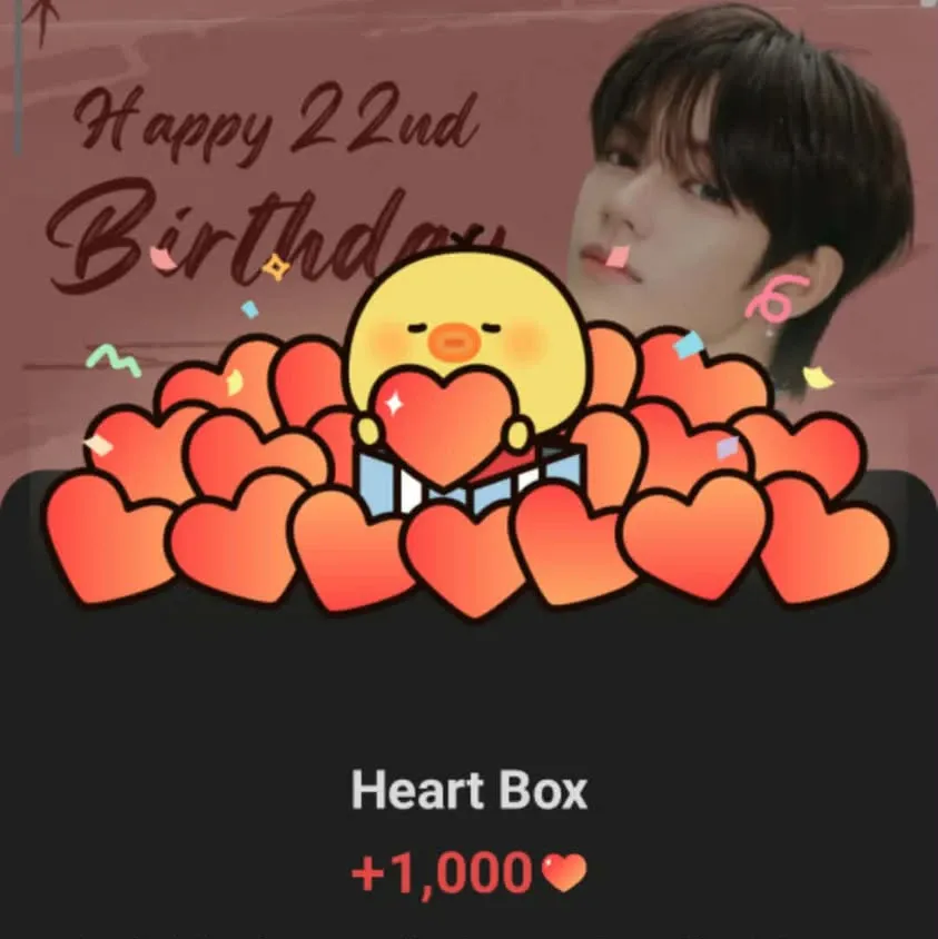 A moment captured by JL (AHOF)'s fan