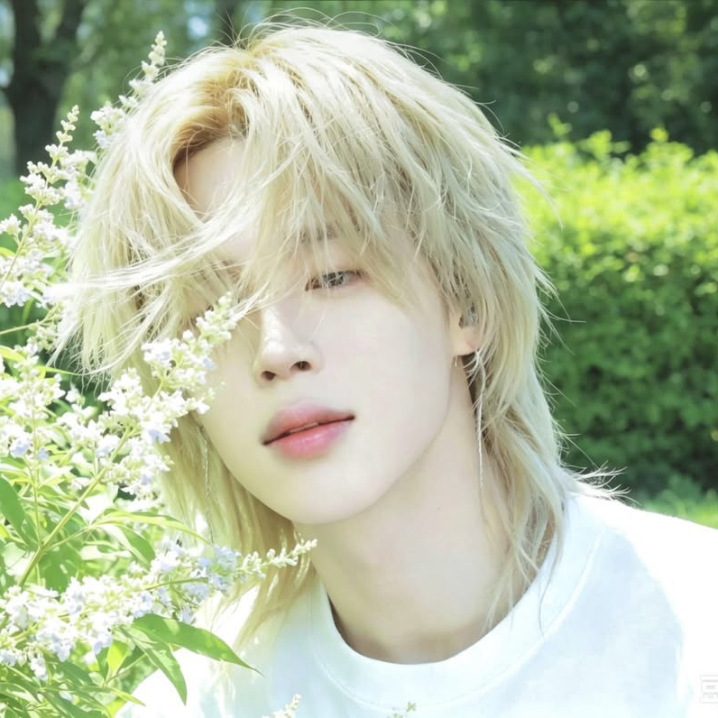 Foto aktivitas terbaru Jimin (BTS)