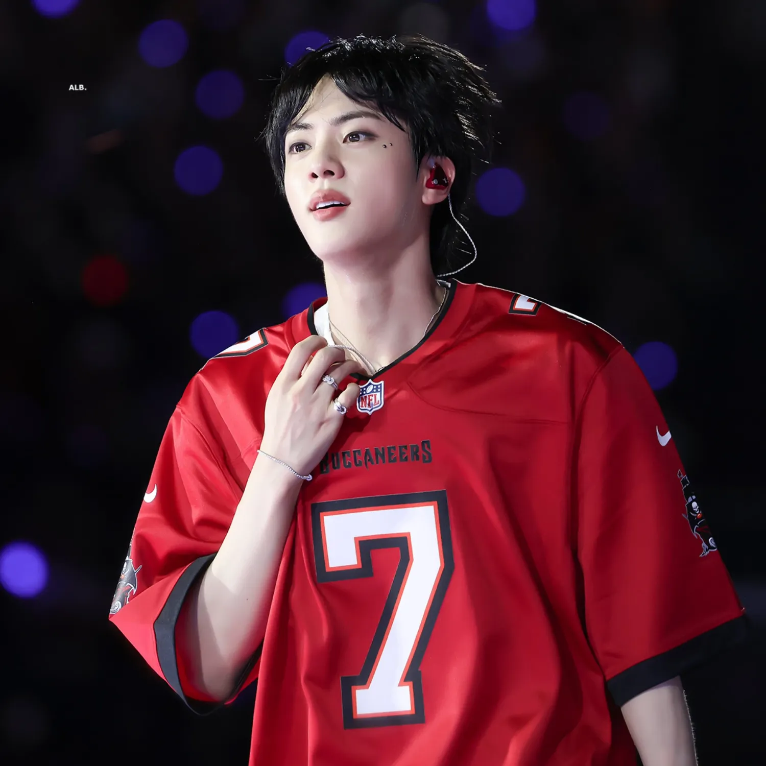 Foto terbaru Jin (BTS)