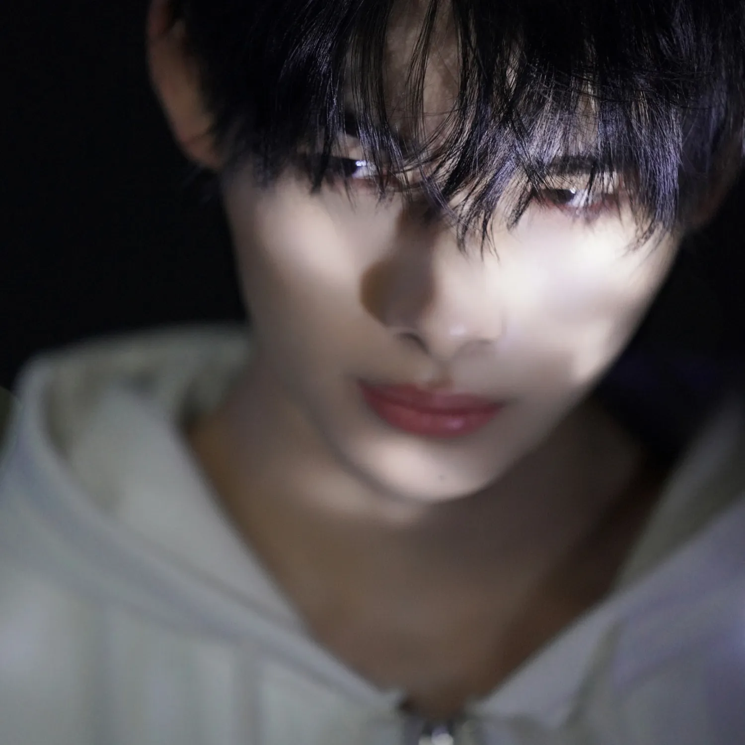 NI-KI (ENHYPEN)的最新照片