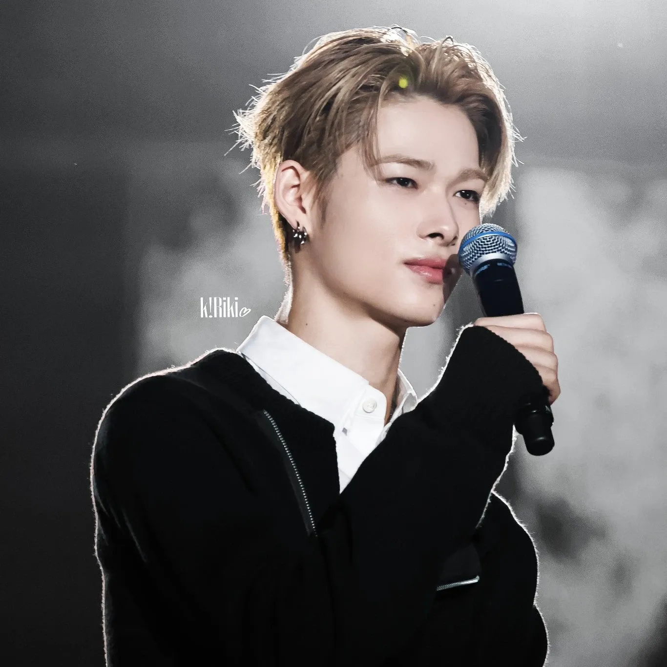 Foto terbaru NI-KI (ENHYPEN)