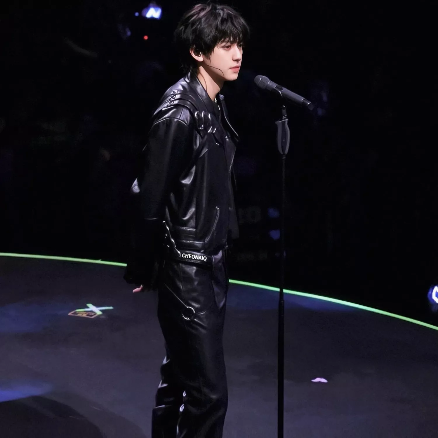 Recent activity shot of Chanyeol (EXO)