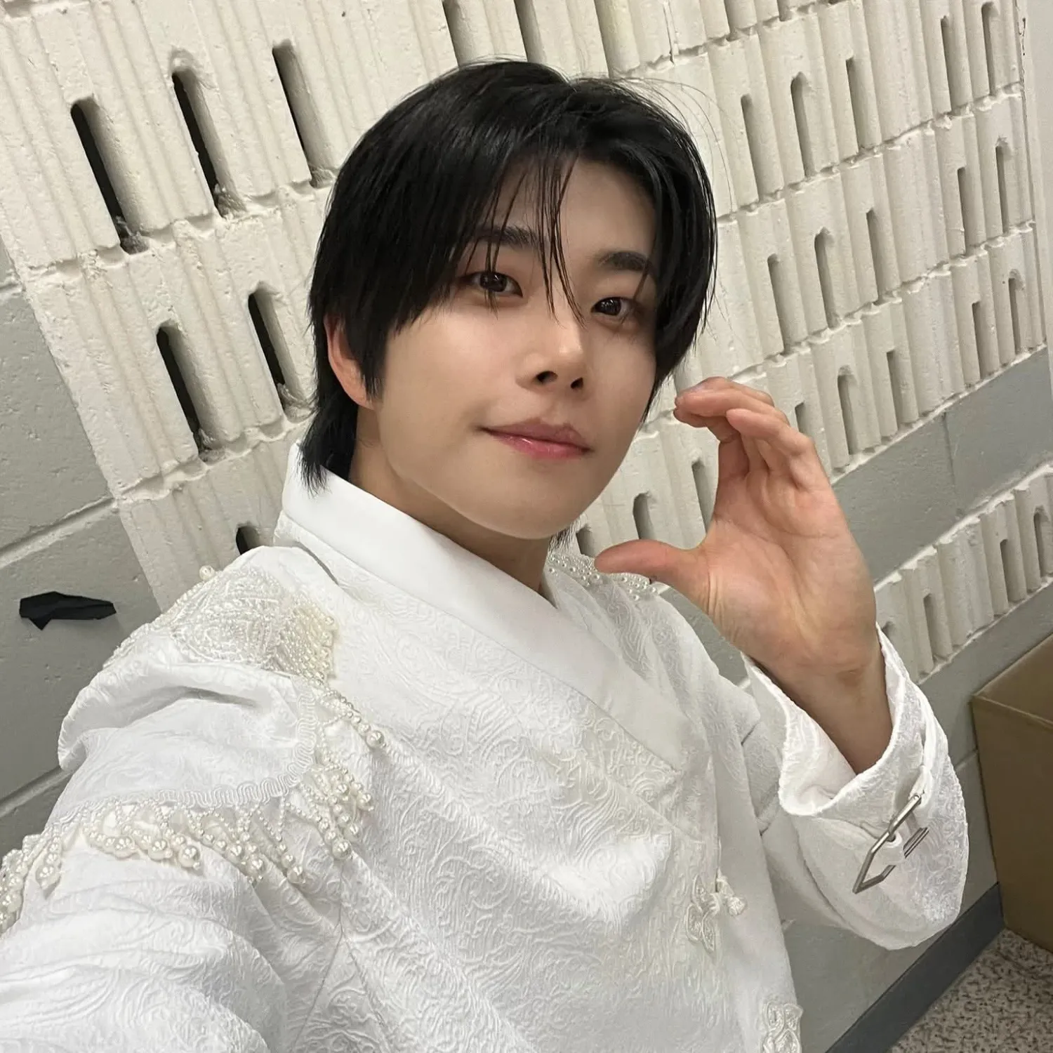Latest photo of MJ (ASTRO)