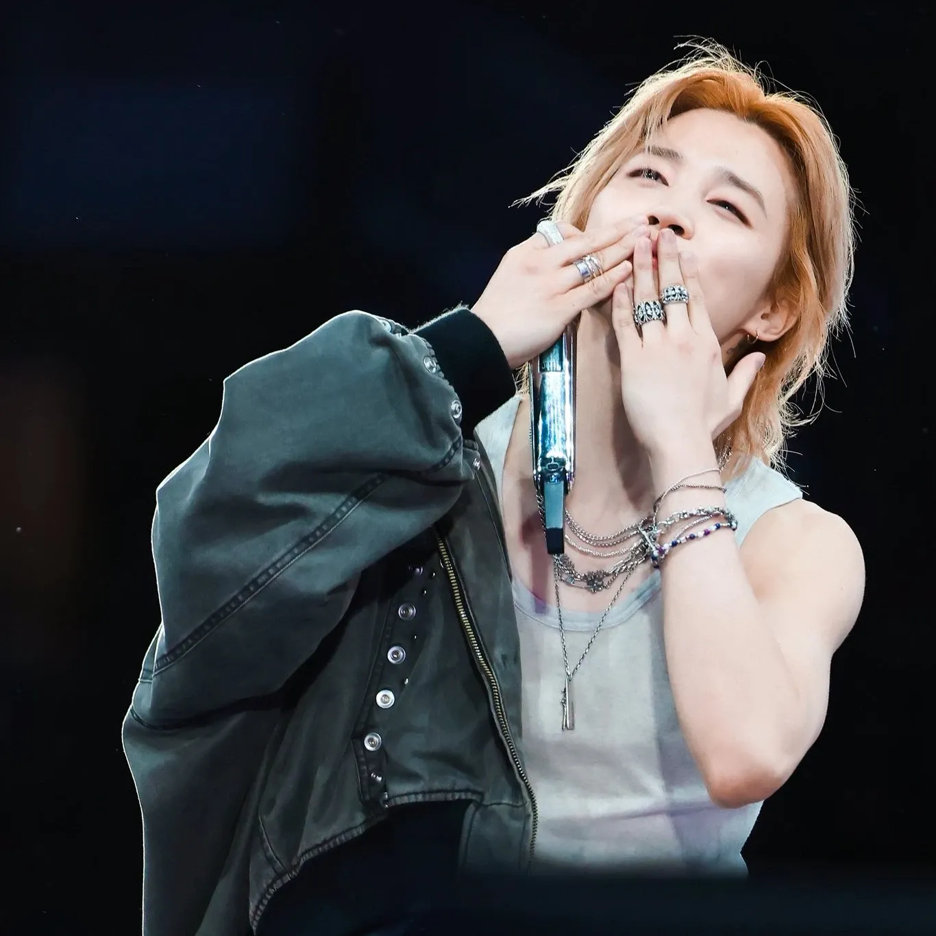 Momen yang diabadikan oleh penggemar Jimin (BTS)