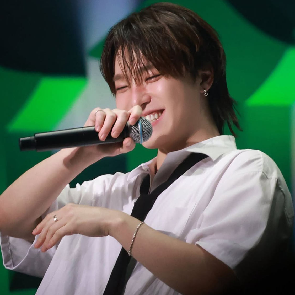 Latest photo of Dino (SEVENTEEN)
