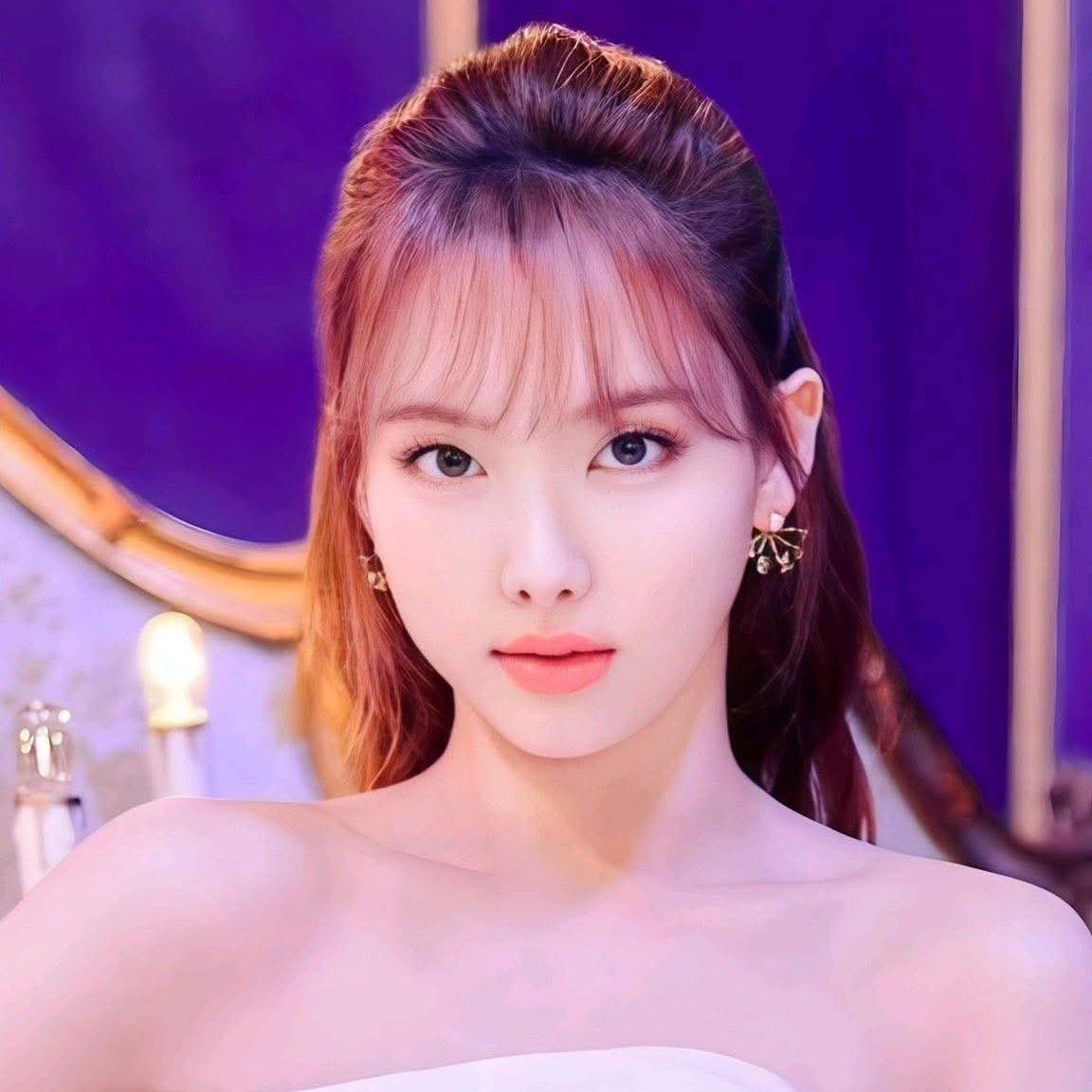 Behind-the-scenes cut of Nayeon (TWICE)