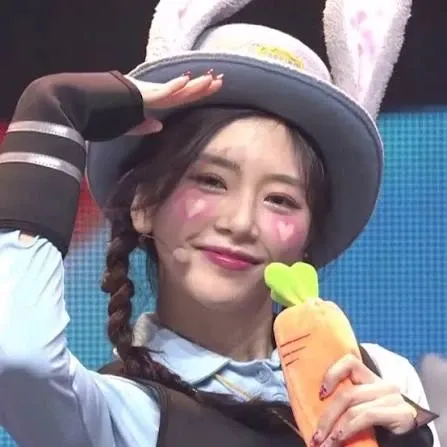Latest photo of JI U (DREAMCATCHER)