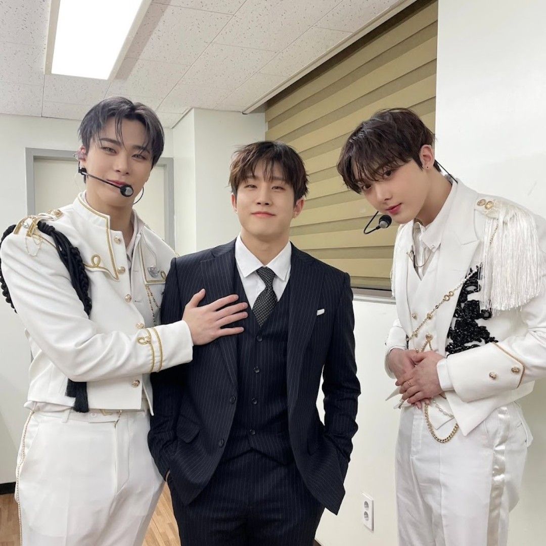 아스트로의 비하인드 컷