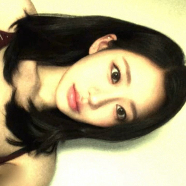 Recent activity shot of Julie (KISS OF LIFE)