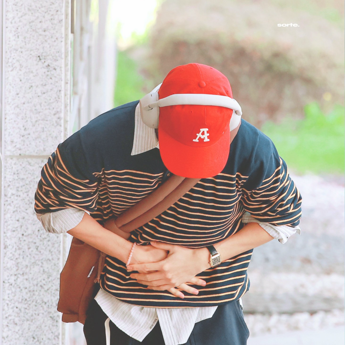 뷔 (방탄소년단)의 최신 사진