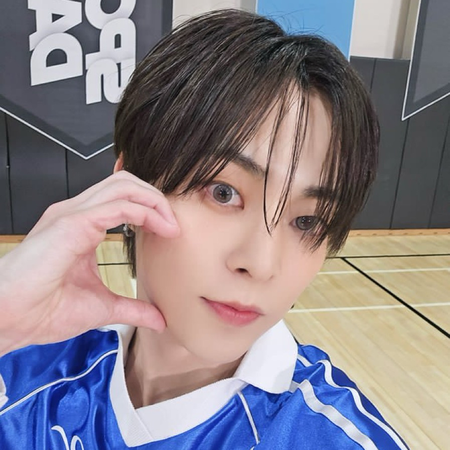 Behind-the-scenes cut of Xiumin (EXO)