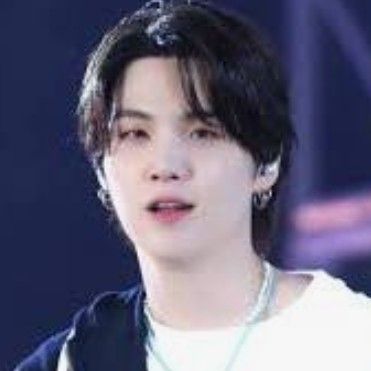 Latest photo of SUGA (BTS)