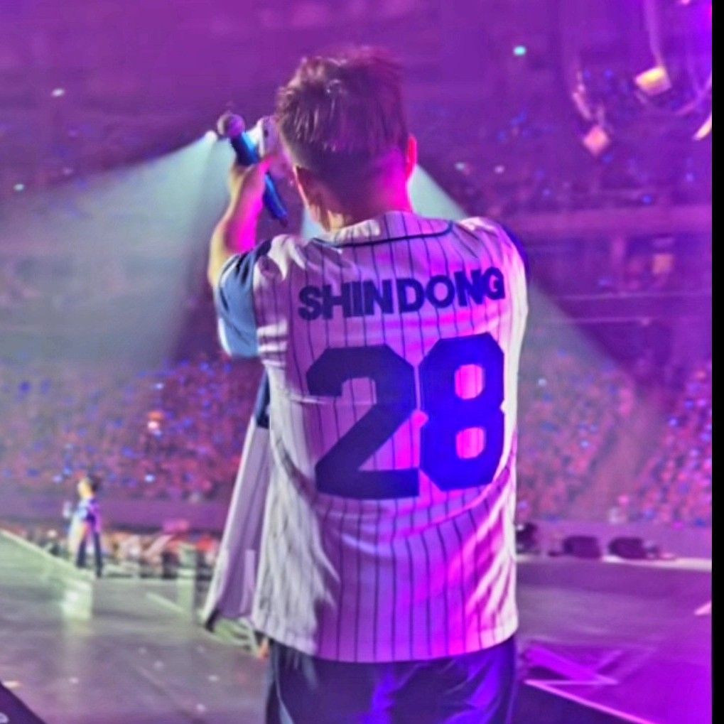 Behind-the-scenes cut of Shindong (Super Junior)