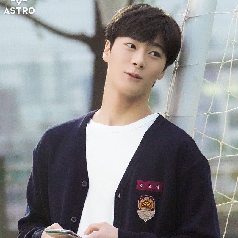 Behind-the-scenes cut of Moonbin (ASTRO)