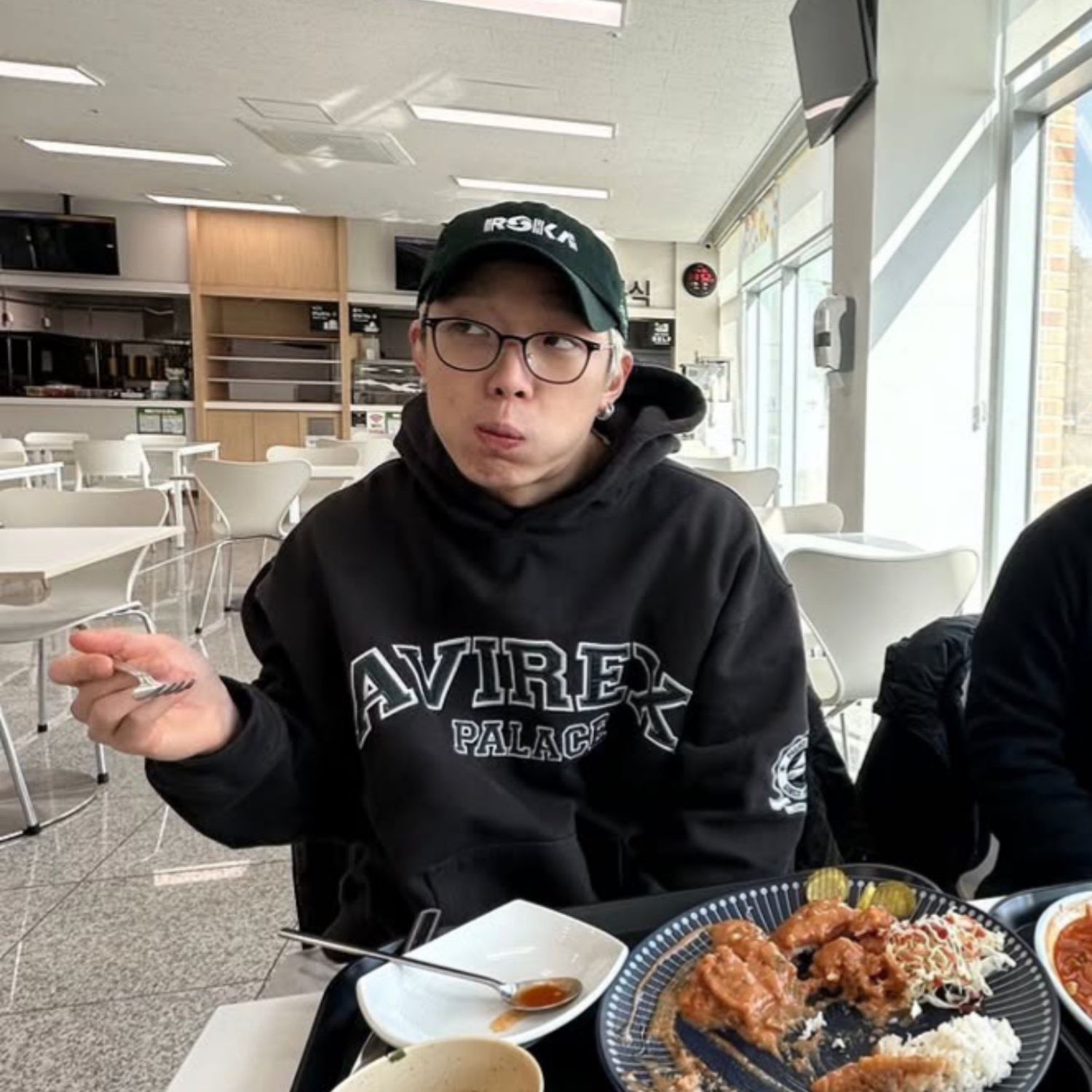 Behind-the-scenes cut of BOBBY (iKON)