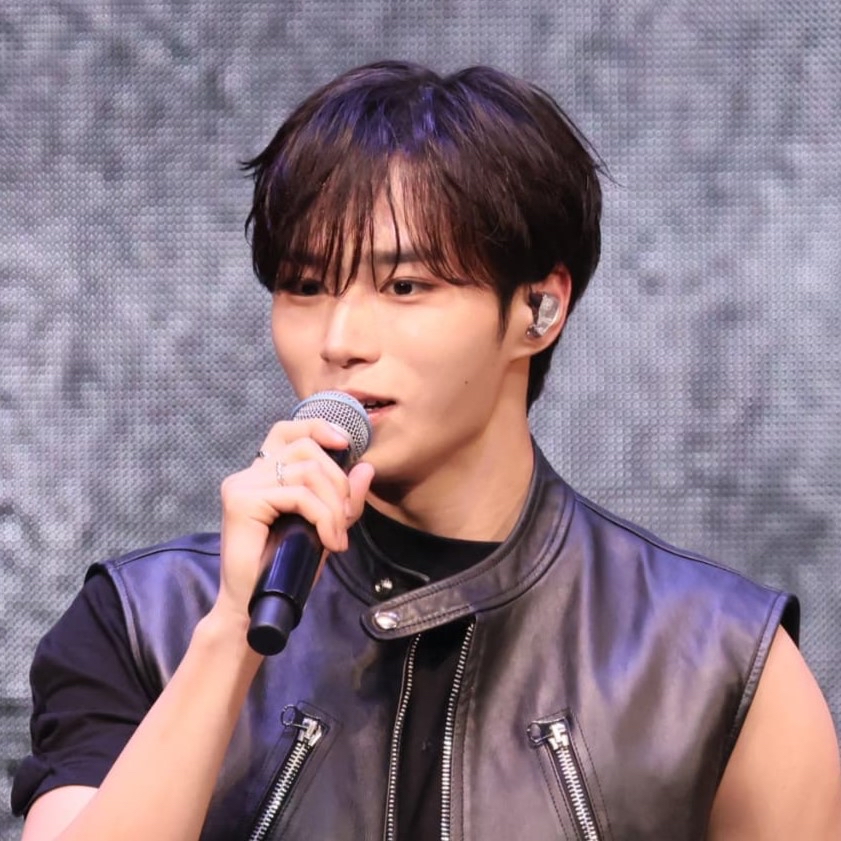 金俊抒 (ALPHA DRIVE ONE)的最新照片