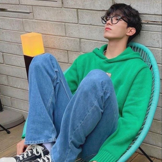 Foto aktivitas terbaru DK (SEVENTEEN)