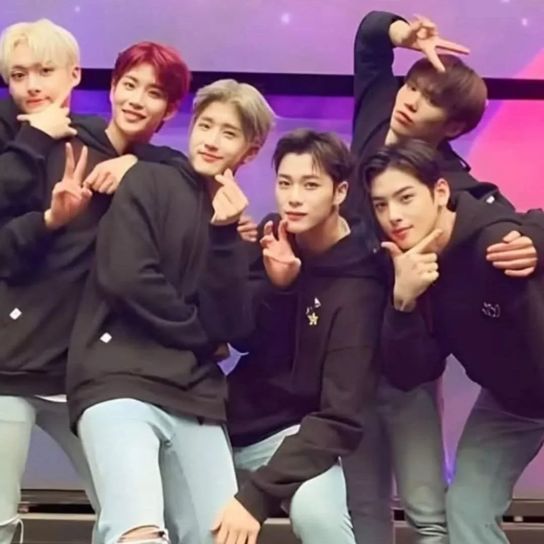 아스트로의 비하인드 컷