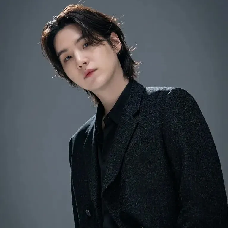 슈가 (방탄소년단)의 최신 사진