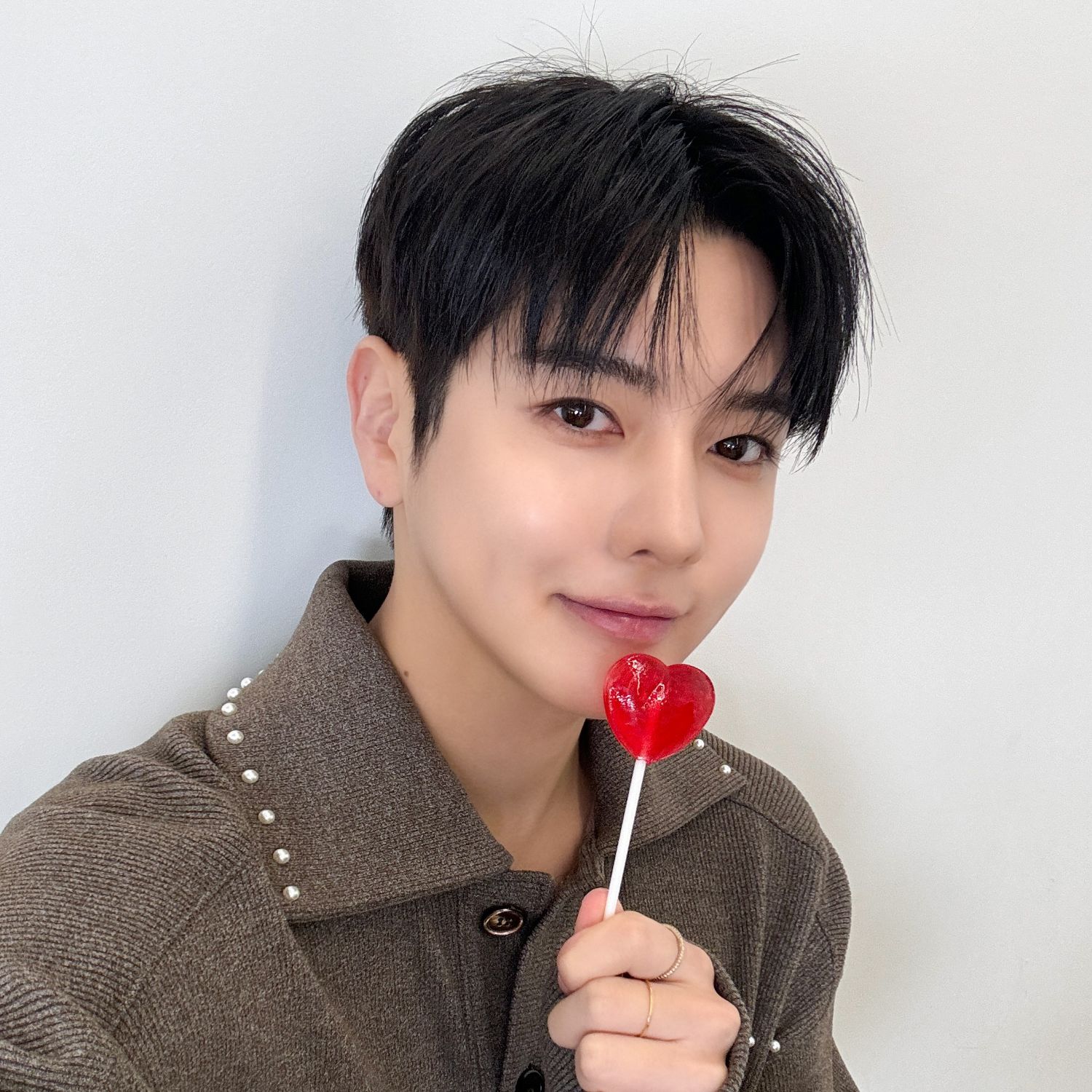 A moment captured by REN's fan