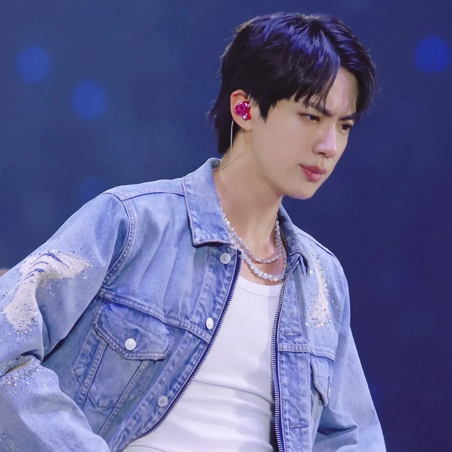 Latest photo of Jin (BTS)